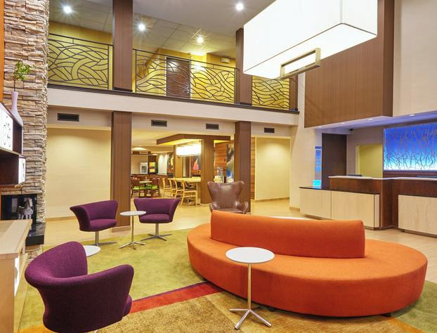 Fairfield Inn & Suites by Marriott Lombard hotel detail image 1
