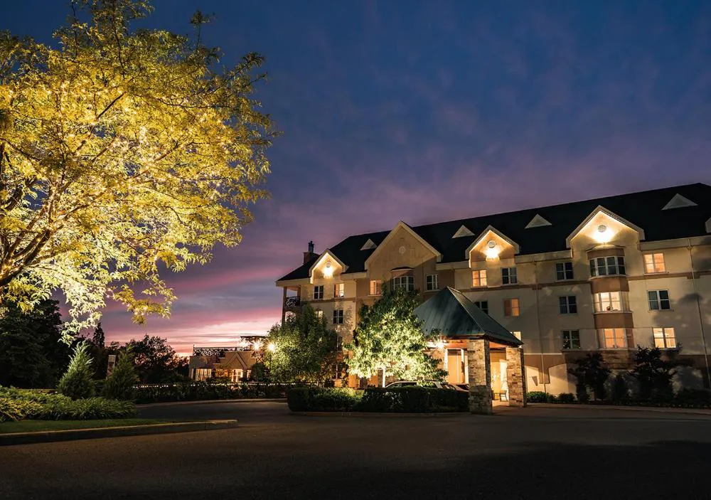 Hôtel Château-Bromont hotel hero