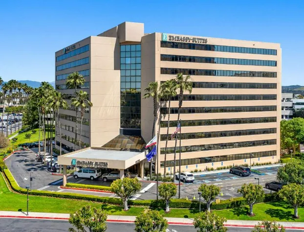 Embassy Suites by Hilton Irvine Orange County Airport hotel detail image 3