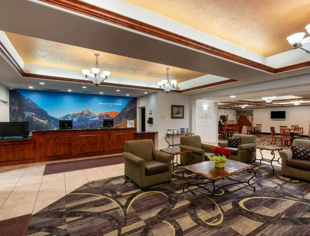 La Quinta Inn & Suites by Wyndham Rifle hotel detail image 4