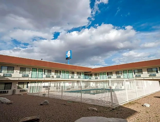 Motel 6 Green River, UT hotel detail image 1