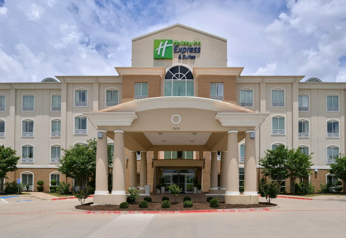 Holiday Inn Express Hotel & Suites Sherman Highway 75 by IHG hotel hero