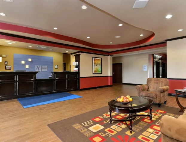 Holiday Inn Express Hotel & Suites Sherman Highway 75 by IHG hotel detail image 4