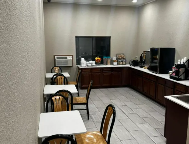 Super 8 by Wyndham Marion hotel detail image 3