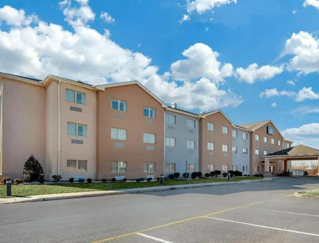 Quality Inn Smyrna hotel detail image 1