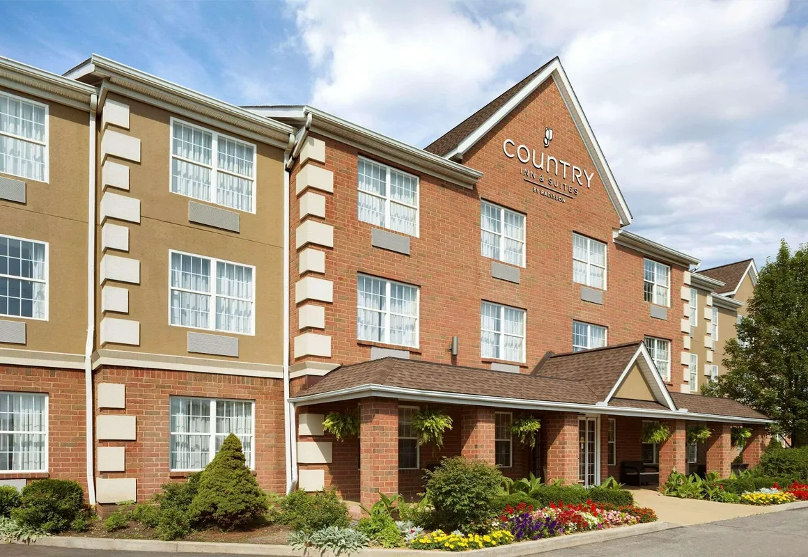 Country Inn & Suites by Radisson, Macedonia, OH hotel hero