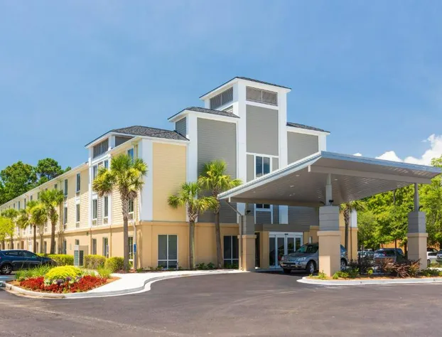 Holiday Inn Express Charleston by IHG hotel detail image 1