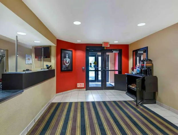 Extended Stay America Suites Cleveland Brooklyn hotel detail image 4