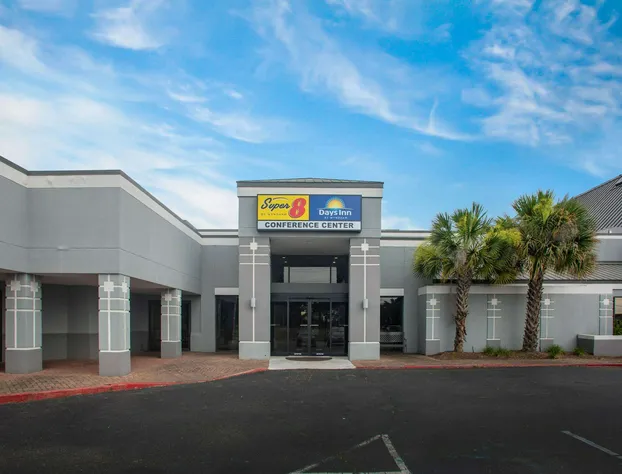 Days Inn by Wyndham Mobile I-65 hotel detail image 2