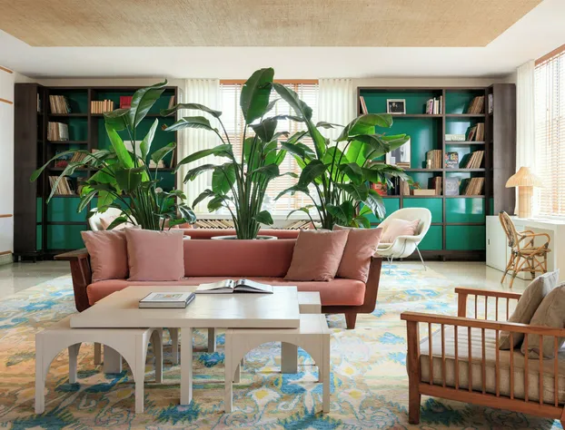 Kimpton Surfcomber Hotel by IHG hotel detail image 4