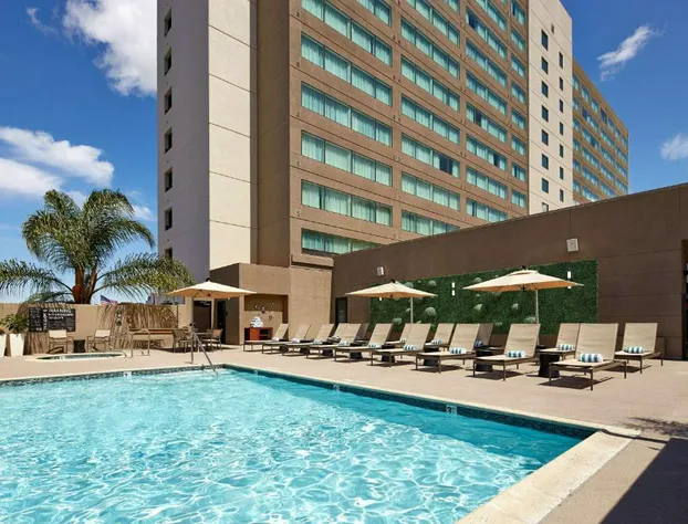 Hilton San Diego Mission Valley hotel detail image 3