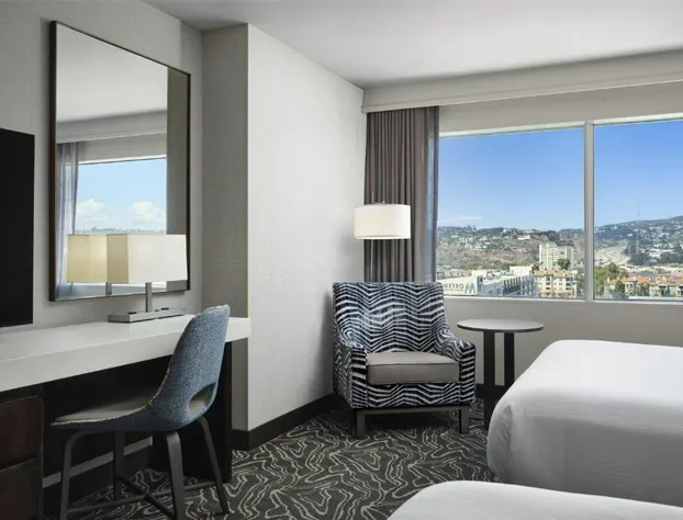 Hilton San Diego Mission Valley hotel detail image 4