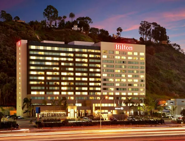 Hilton San Diego Mission Valley hotel detail image 1