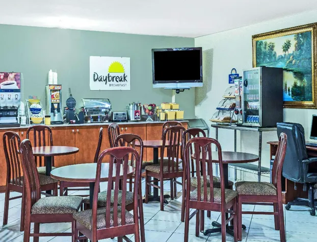 Days Inn by Wyndham Houma LA hotel detail image 4