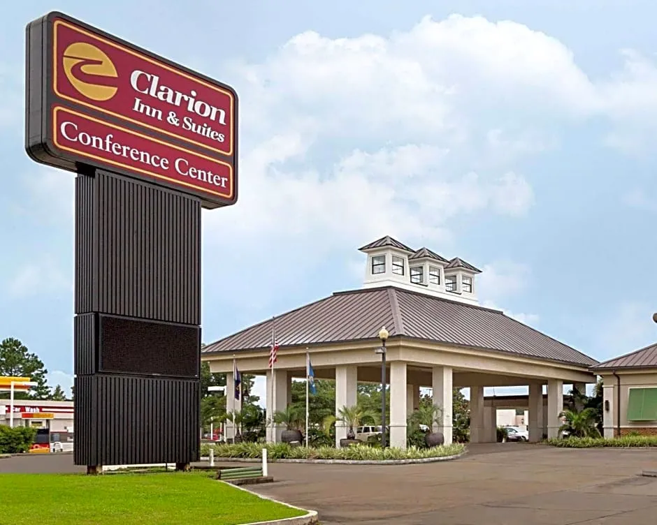 Clarion Inn & Suites Conference Center hotel hero