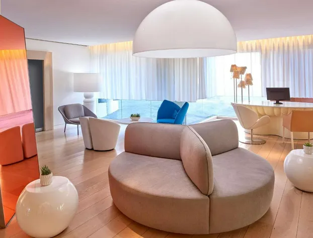 Mondrian Los Angeles hotel detail image 1