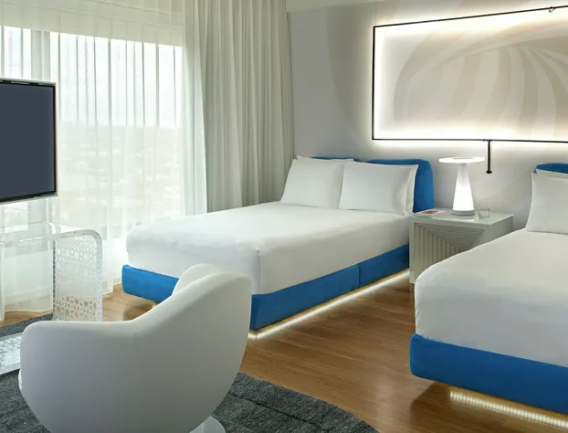 The Valorian Los Angeles, Curio Collection by Hilton hotel detail image 3