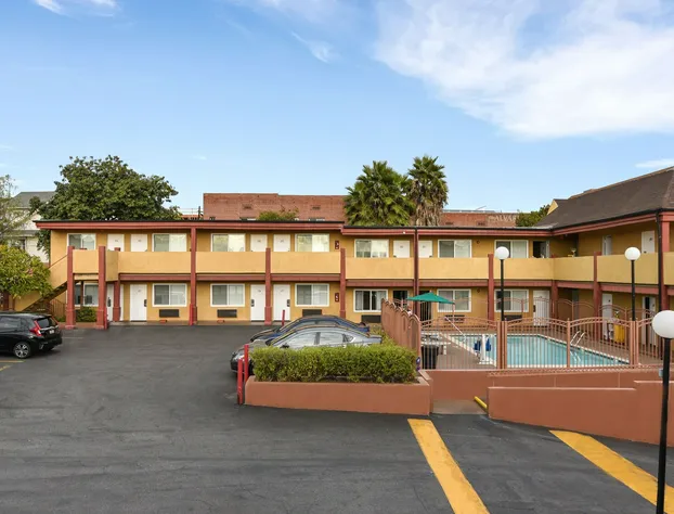 Hollywood Inn Express South hotel detail image 2