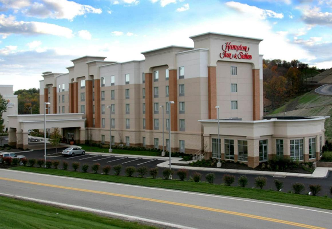 Hampton Inn & Suites Pittsburgh-Meadow Lands hotel hero