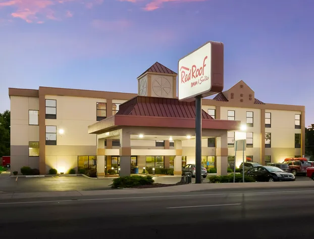 Red Roof Inn & Suites Columbus - West Broad hotel detail image 3