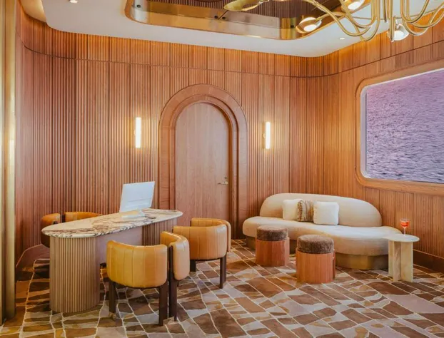 Regent Santa Monica Beach hotel detail image 2