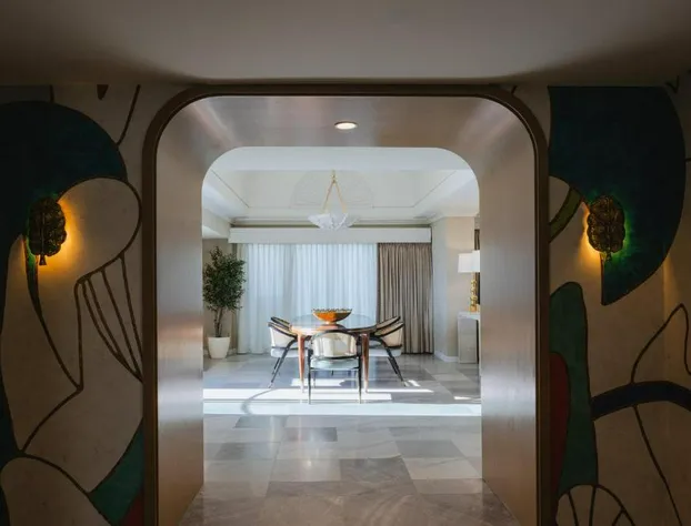 Regent Santa Monica Beach hotel detail image 3