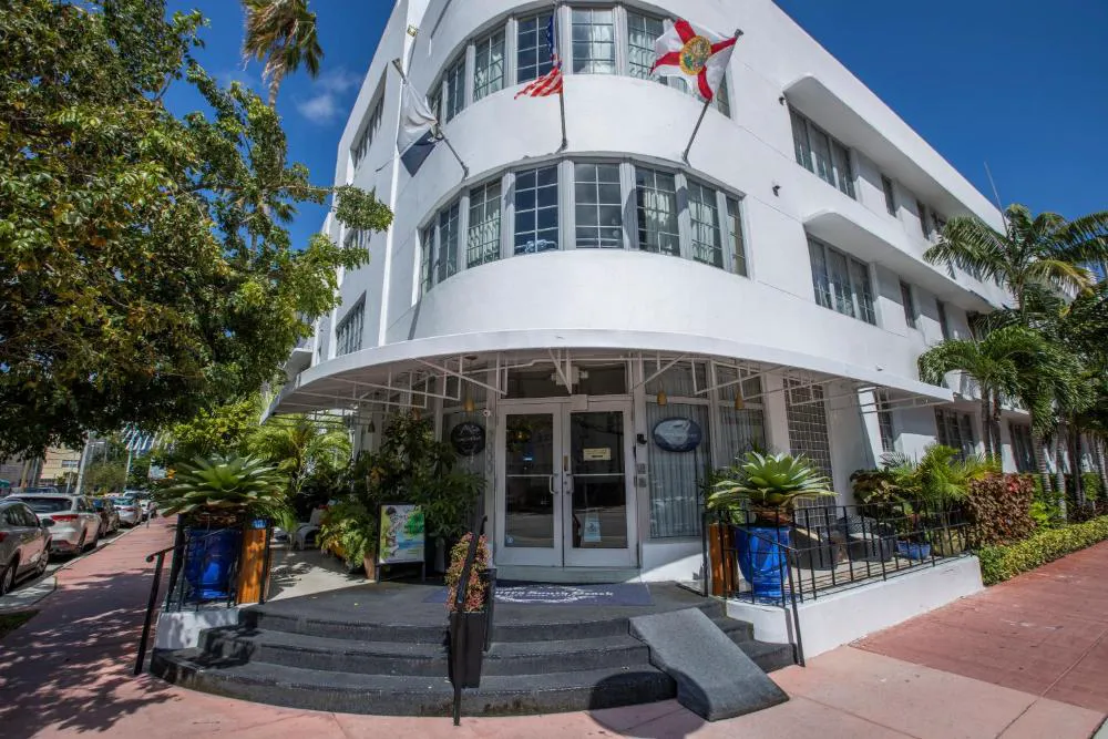 Riviera Hotel South Beach hotel hero