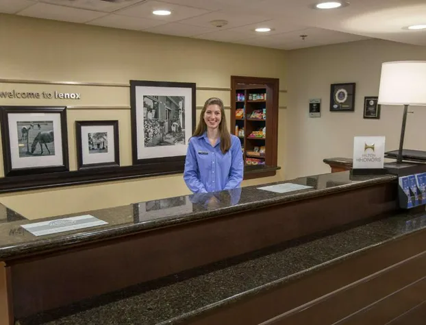 Hampton Inn & Suites Berkshires-Lenox hotel detail image 3