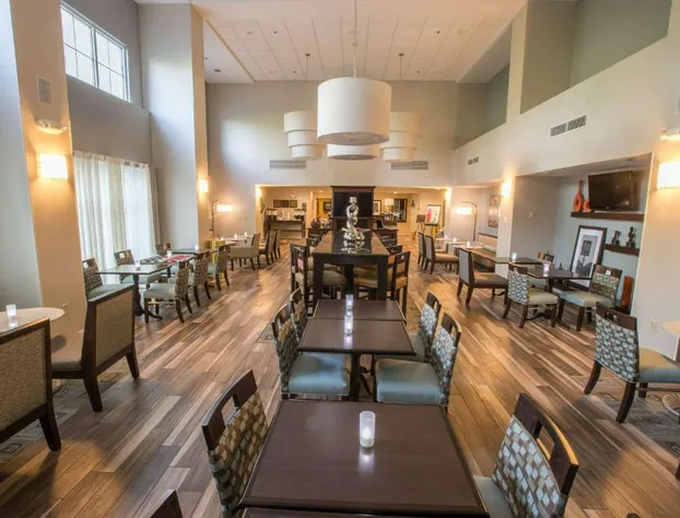 Hampton Inn & Suites Berkshires-Lenox hotel detail image 4