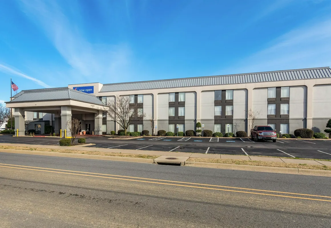 Motel 6 Conway, AR hotel hero