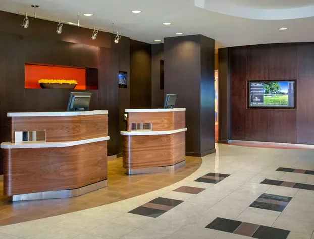 Courtyard by Marriott Paramus hotel detail image 3