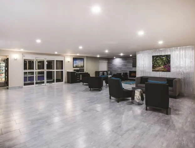 La Quinta Inn & Suites by Wyndham Walker - Denham Springs hotel detail image 3