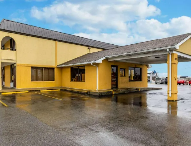 Econo Lodge Seymour hotel detail image 4