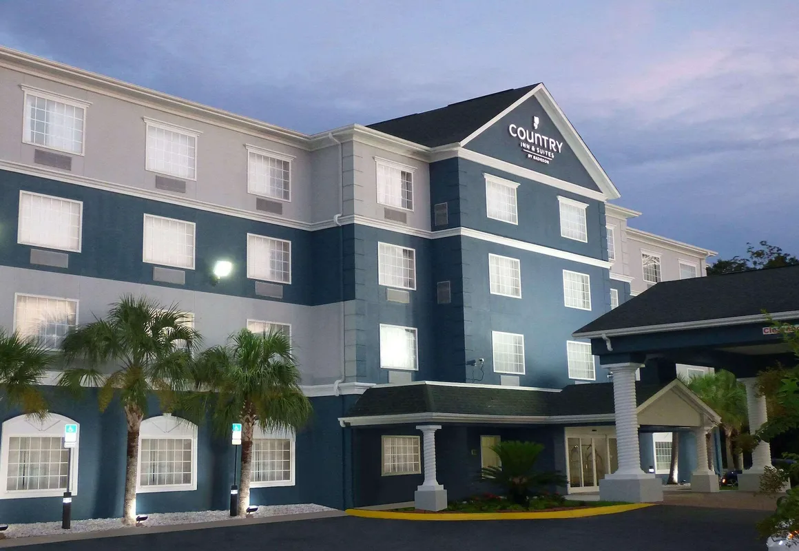 Country Inn & Suites by Radisson, Pensacola West, FL hotel hero
