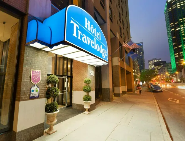 Travelodge Hotel by Wyndham Montreal Centre hotel detail image 1