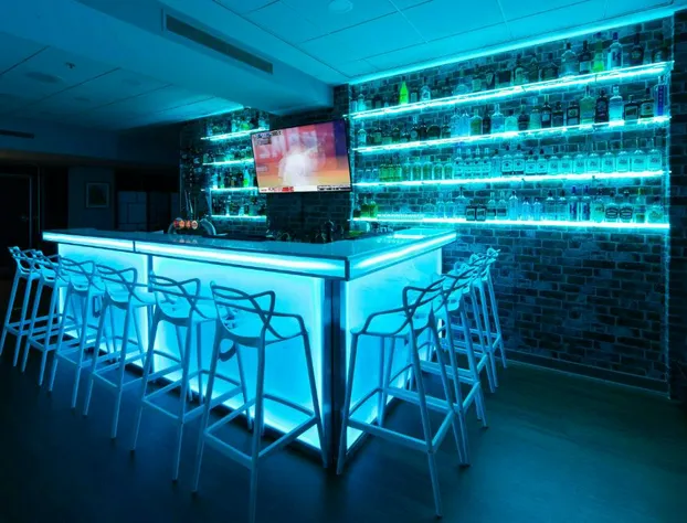 Travelodge Hotel by Wyndham Montreal Centre hotel detail image 4