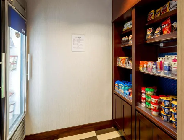 Hampton Inn Santa Barbara/Goleta hotel detail image 2