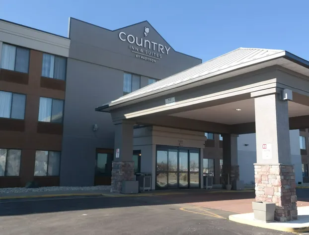 Country Inn & Suites by Radisson, Mt. Pleasant-Racine West, WI hotel detail image 4