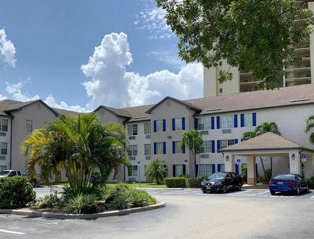 InTown Suites Extended Stay Fort Myers hotel detail image 2