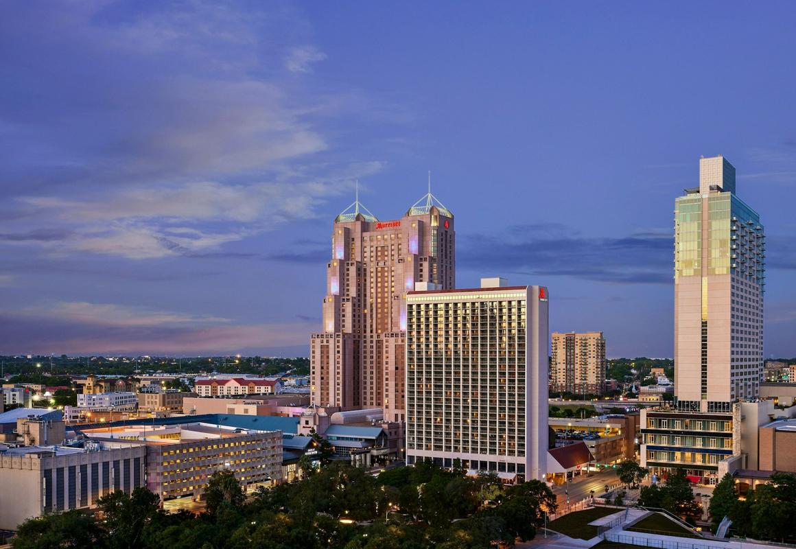 San Antonio Marriott Rivercenter on the River Walk hotel hero