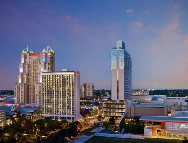 San Antonio Marriott Rivercenter on the River Walk hotel detail image 3