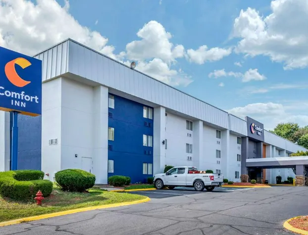 Comfort Inn Indianapolis South hotel detail image 1