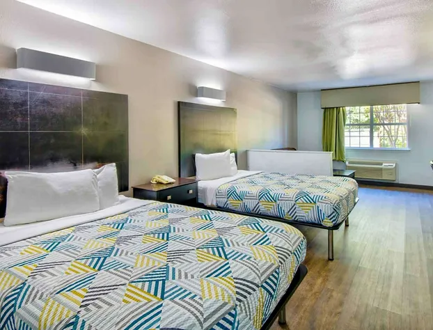 Motel 6 Arlington, TX hotel detail image 3