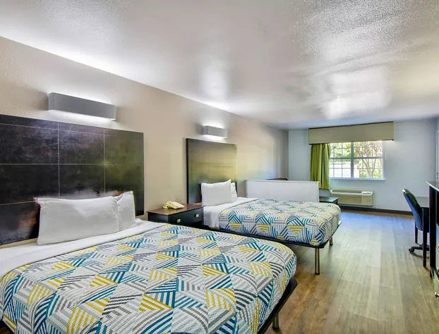 Motel 6 Arlington, TX hotel detail image 4