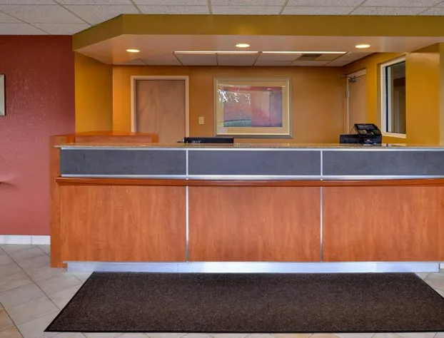 Red Roof Inn Sandusky - Milan hotel detail image 4