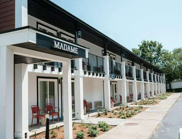 Uncommoner Hotel by Reverie Boutique Collection hotel detail image 1