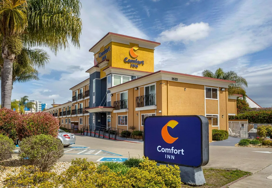Comfort Inn Castro Valley hotel hero