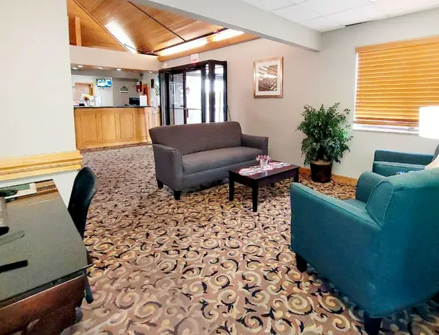 Quality Inn & Suites Marion hotel detail image 3