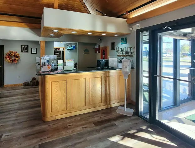 Quality Inn & Suites Marion hotel detail image 4