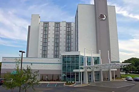 DoubleTree by Hilton Virginia Beach hotel detail image 4